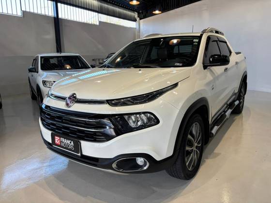 FIAT TORO 2.0 16V TURBO DIESEL VOLCANO 4WD AT9